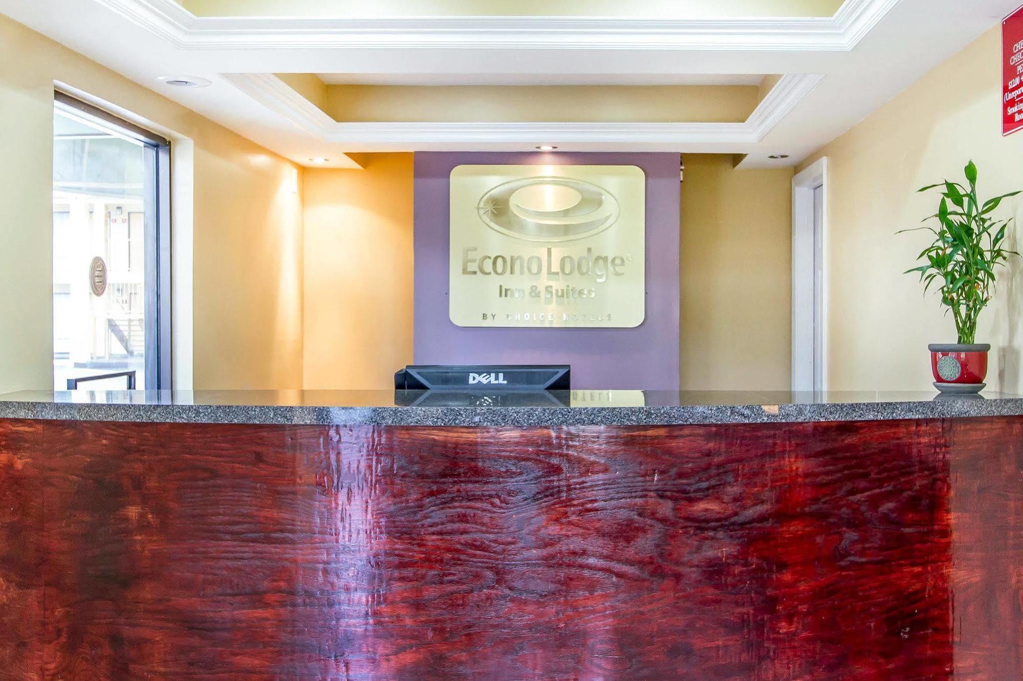 埃弗格林 伊克诺旅馆酒店 外观 照片